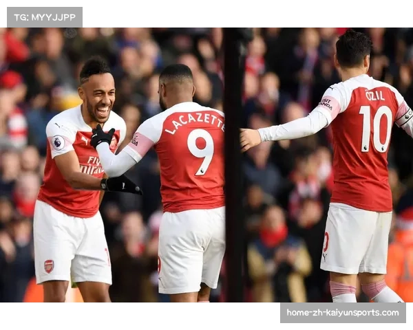 热刺防守端古德蒙松红牌影响 十人应战仍保持防守组织纪律